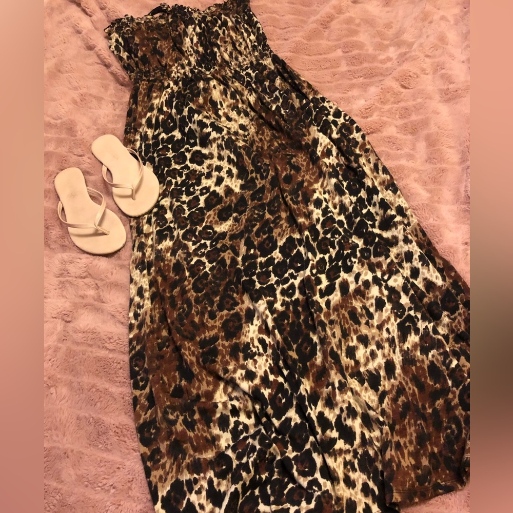 🔥🔥5/$50🔥🔥Strapless Leopard Maxi Dress